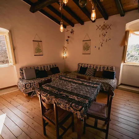 Alloro Casa Storica *