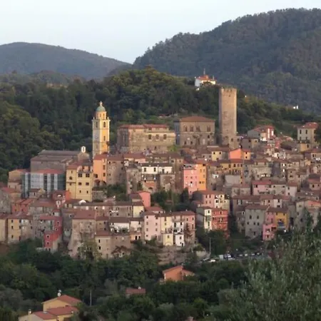 Alloro Casa Storica * ארקולה