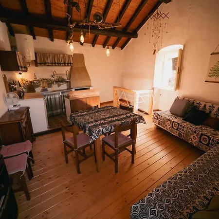 Alloro Casa Storica Аркола