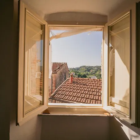 Апартаменты Alloro Casa Storica